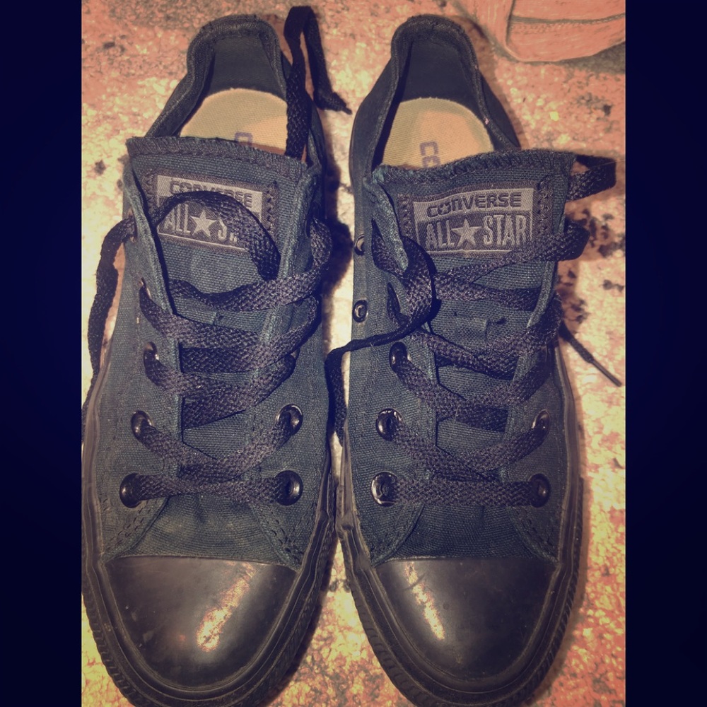 All BLACK converse
